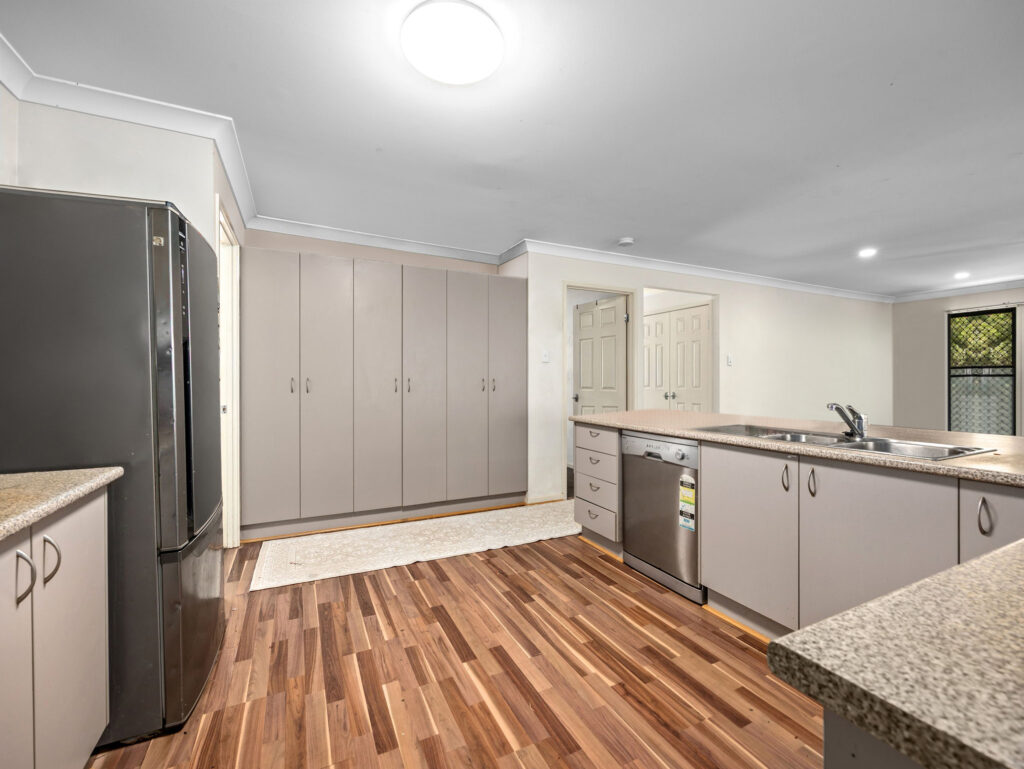 31 Andrew Walker Drive, Goodna, QLD 4300