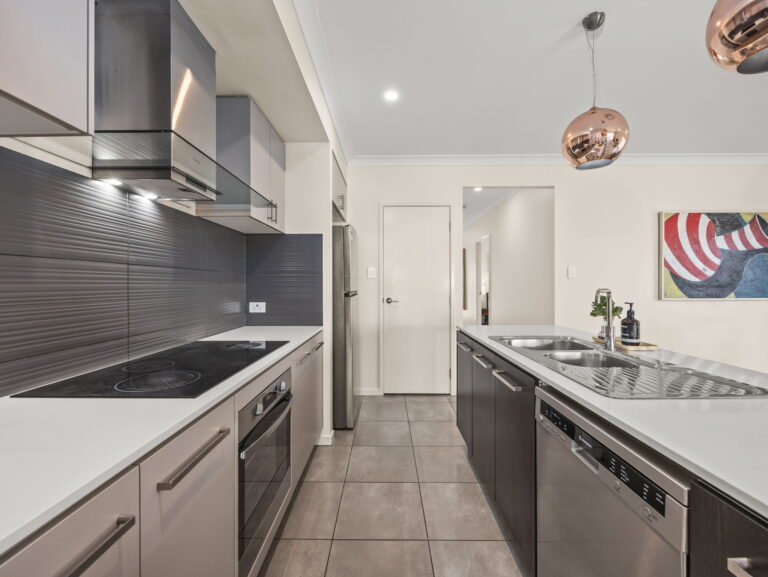 13 Kerry O’brien Street, Collingwood Park QLD 4301