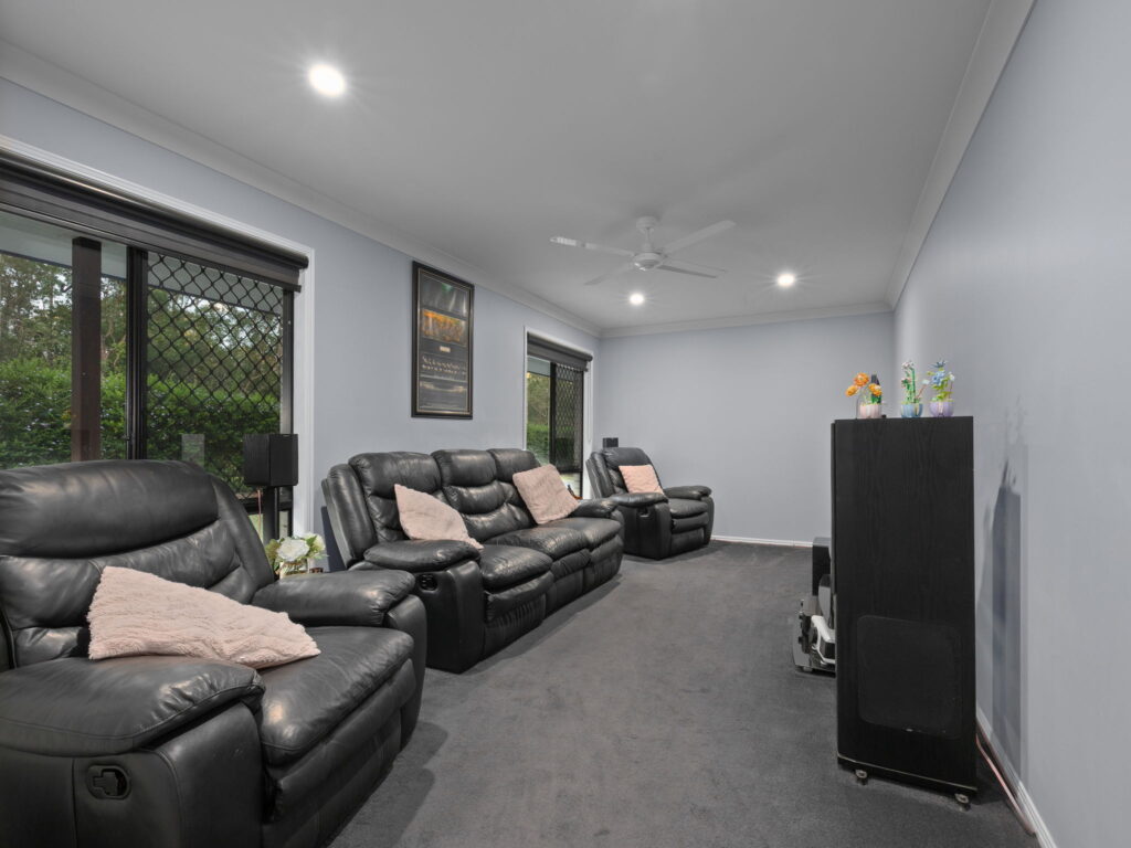 18-22 Callistemon Court, Greenbank, QLD 4124