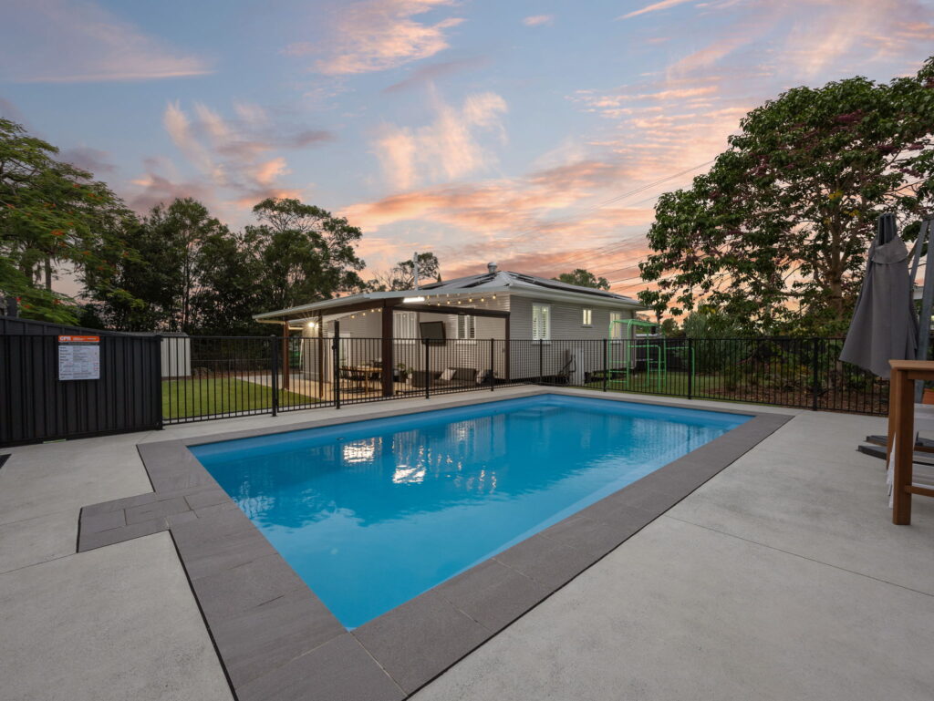 36 Robertson Road, Eastern Heights, QLD 4305