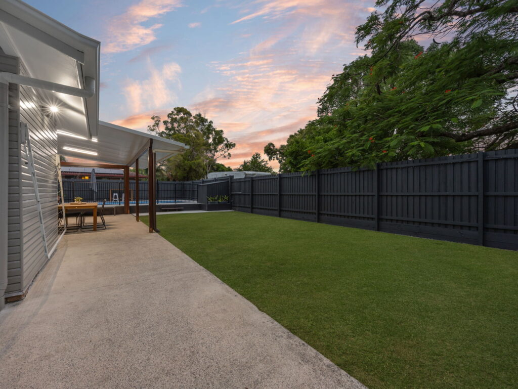 36 Robertson Road, Eastern Heights, QLD 4305