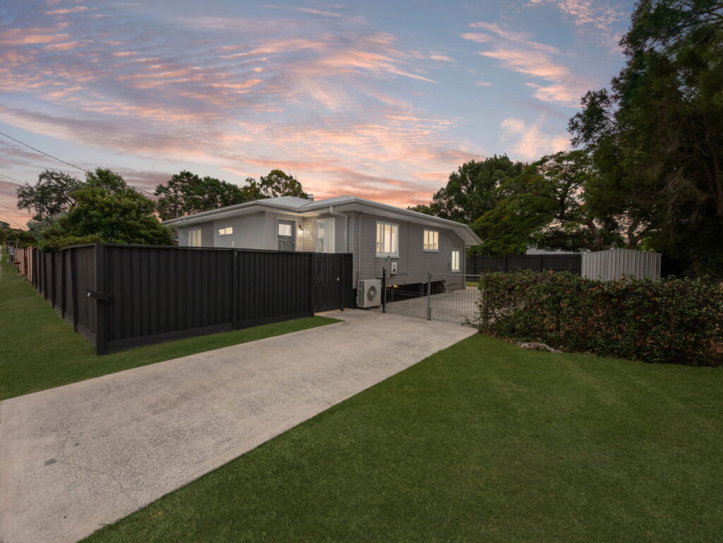 36 Robertson Road, Eastern Heights, QLD 4305