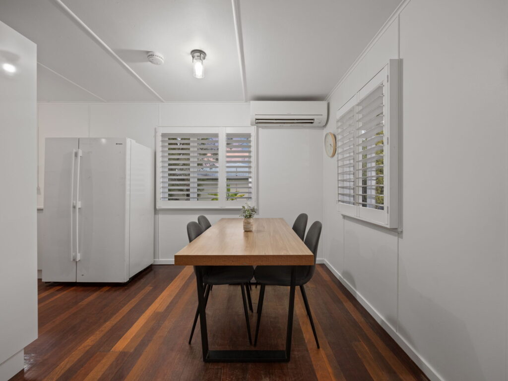 36 Robertson Road, Eastern Heights, QLD 4305