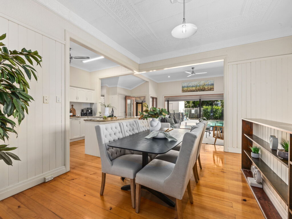 7 Advance Street, Newtown, QLD 4305