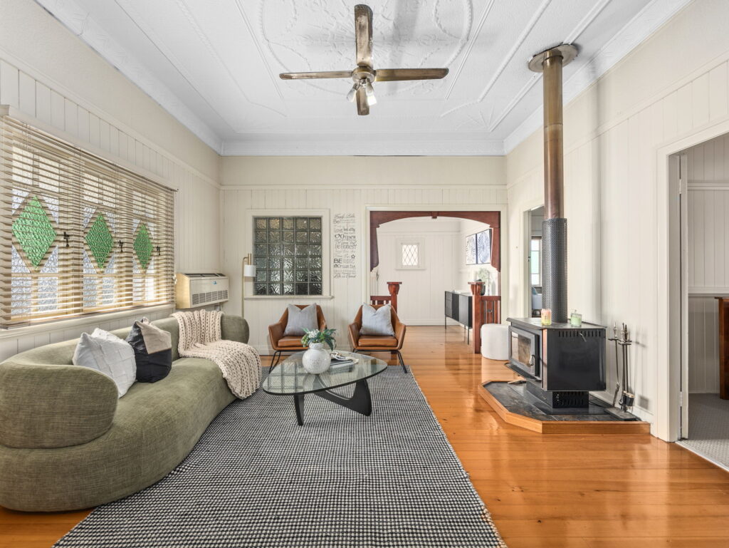 7 Advance Street, Newtown, QLD 4305