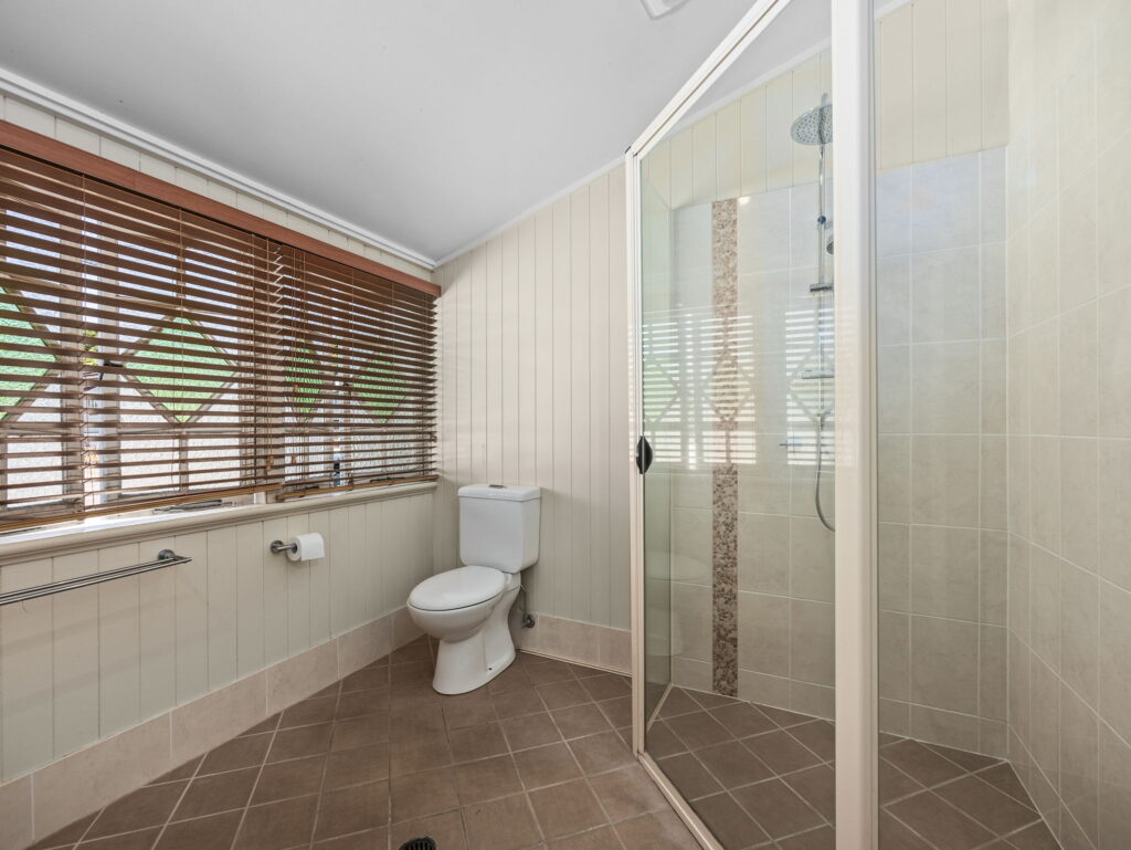 7 Advance Street, Newtown, QLD 4305