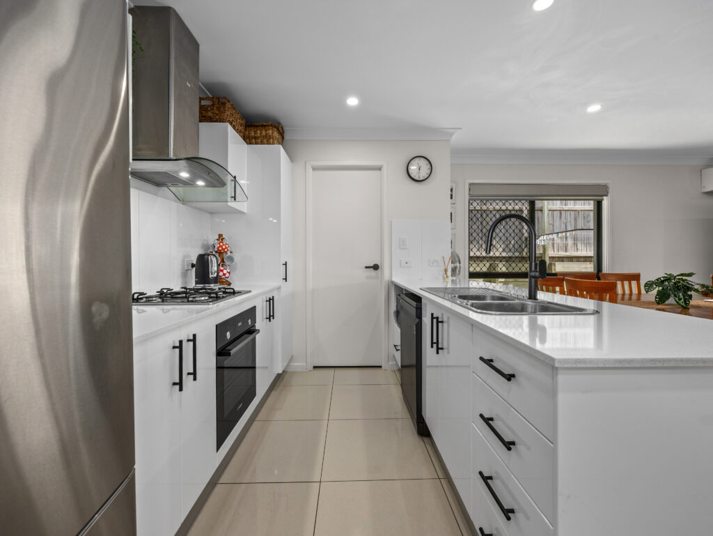 14 Wyness Street, Deebing Heights, QLD 4306