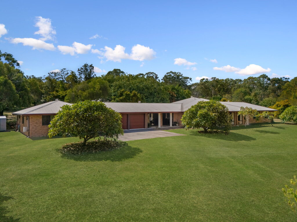 271 Pine Mountain Road, Muirlea, QLD 4306