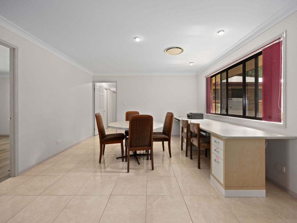 271 Pine Mountain Road, Muirlea, QLD 4306