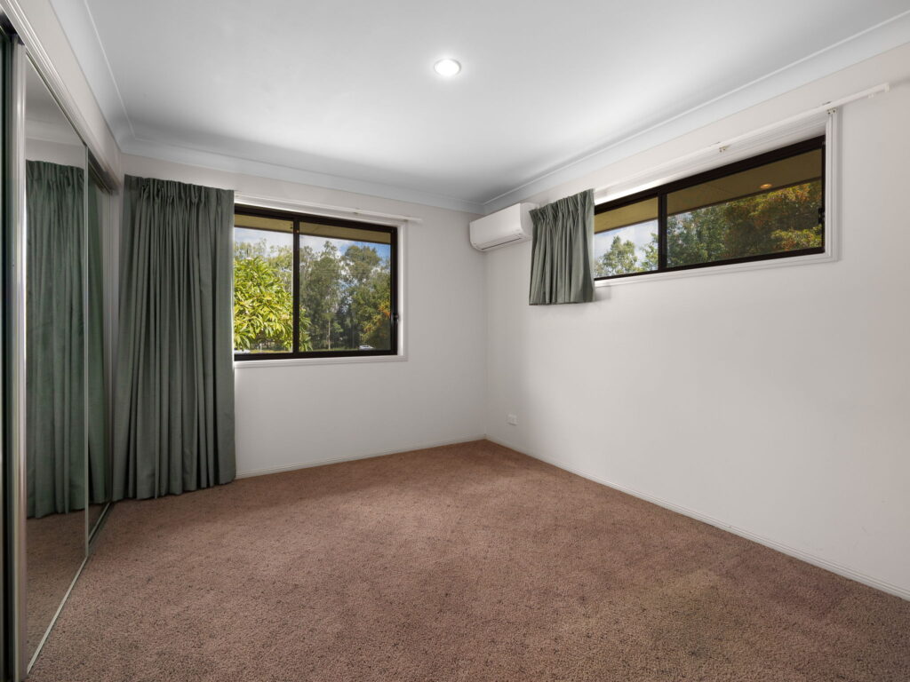 271 Pine Mountain Road, Muirlea, QLD 4306