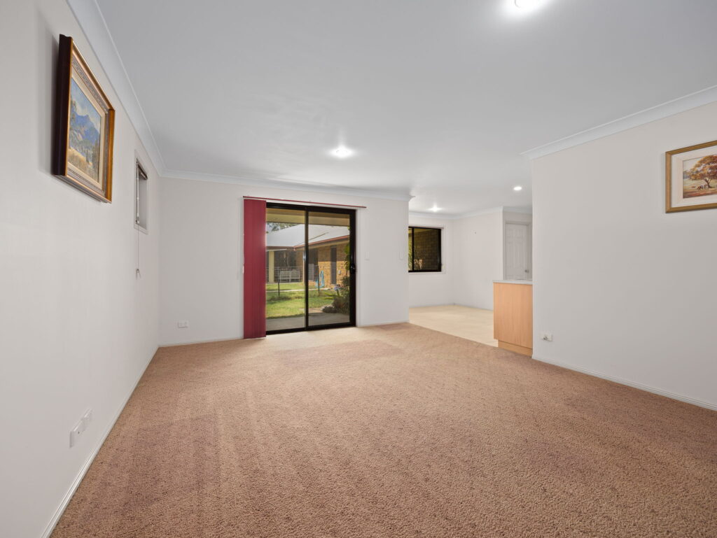 271 Pine Mountain Road, Muirlea, QLD 4306