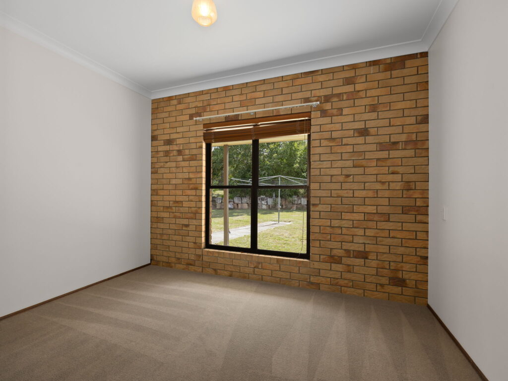 271 Pine Mountain Road, Muirlea, QLD 4306