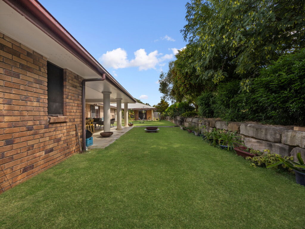 271 Pine Mountain Road, Muirlea, QLD 4306