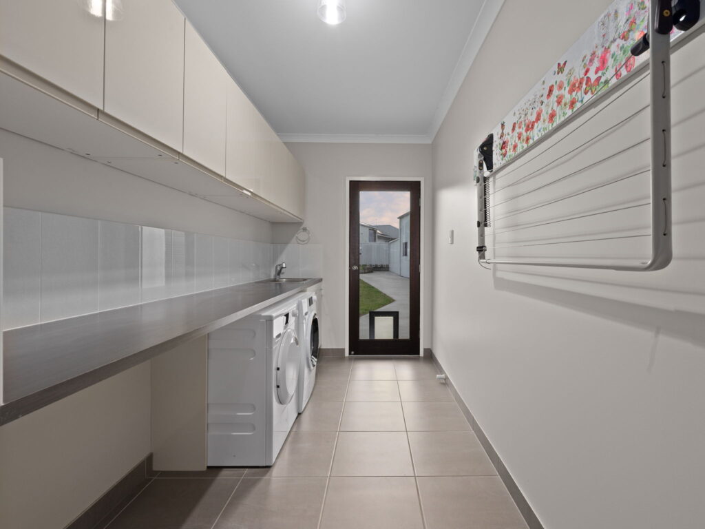 78 Waterfront Drive, Karalee, QLD 4306
