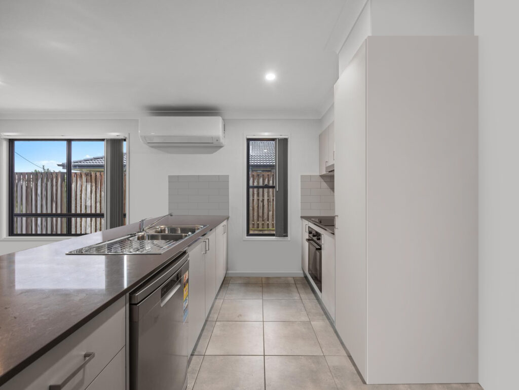 4 Tahoe Street, Logan Reserve, QLD 4133