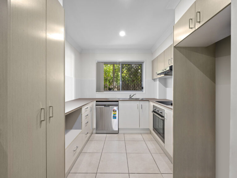 House-R2-4871772