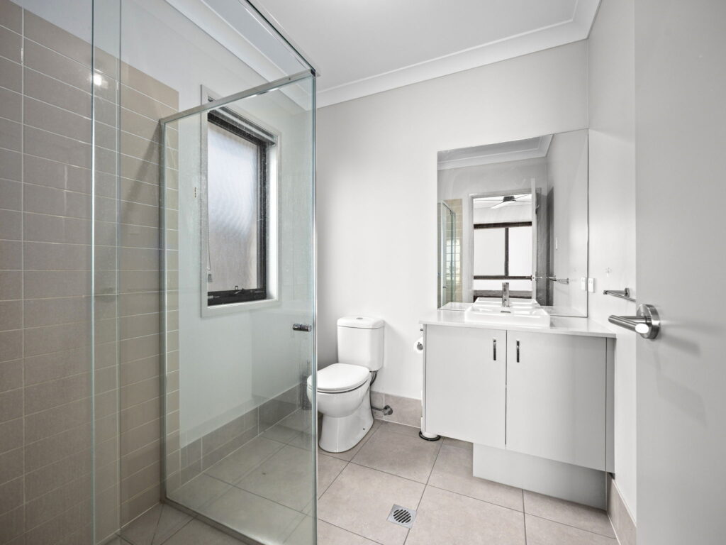 6 Mossman Place, South Maclean, QLD 4280