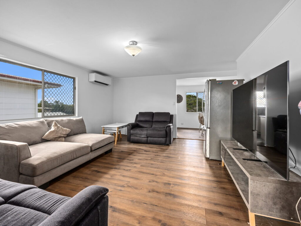 House-R2-4874043