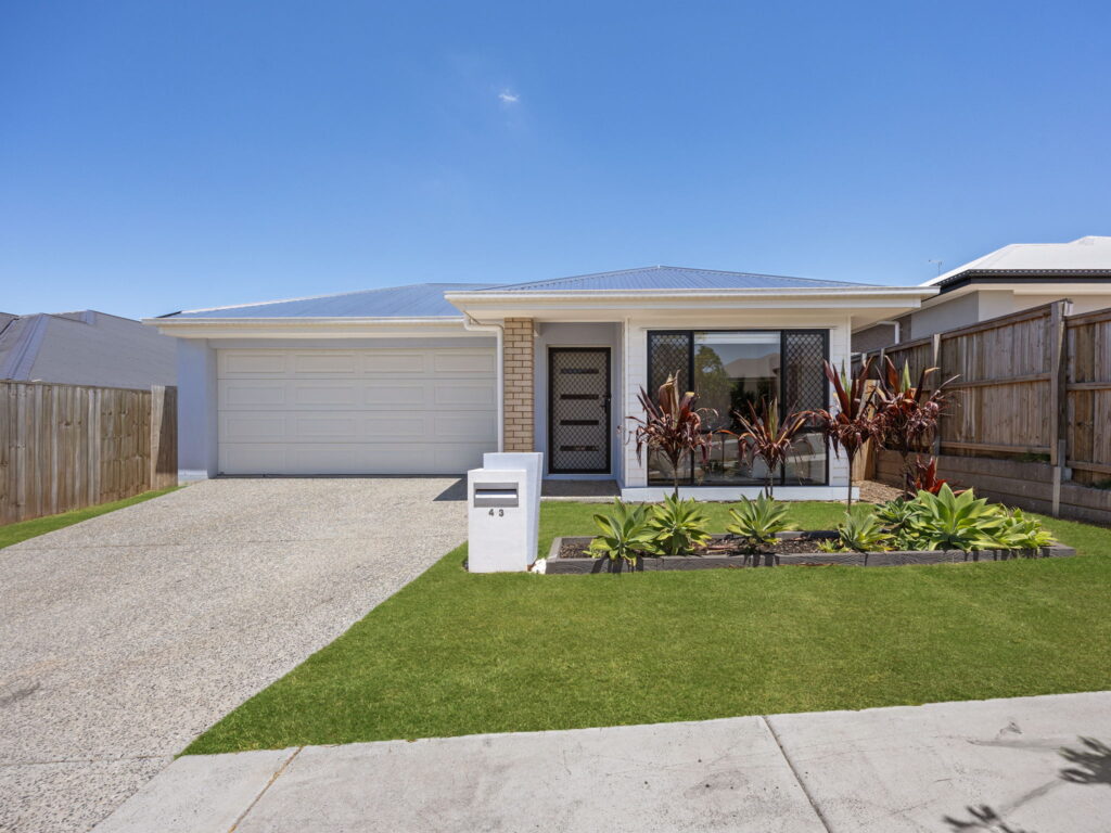 House-R2-4875259
