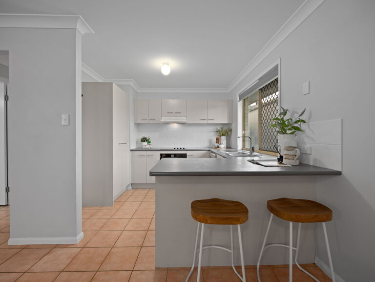 House-R2-4876756