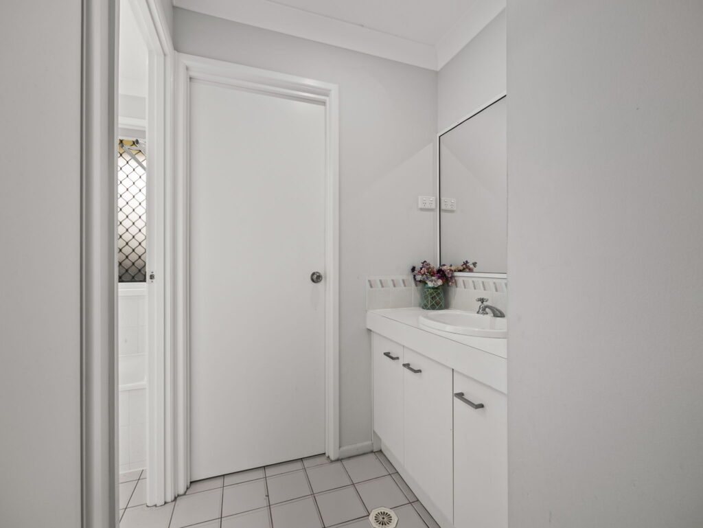 House-R2-4877666