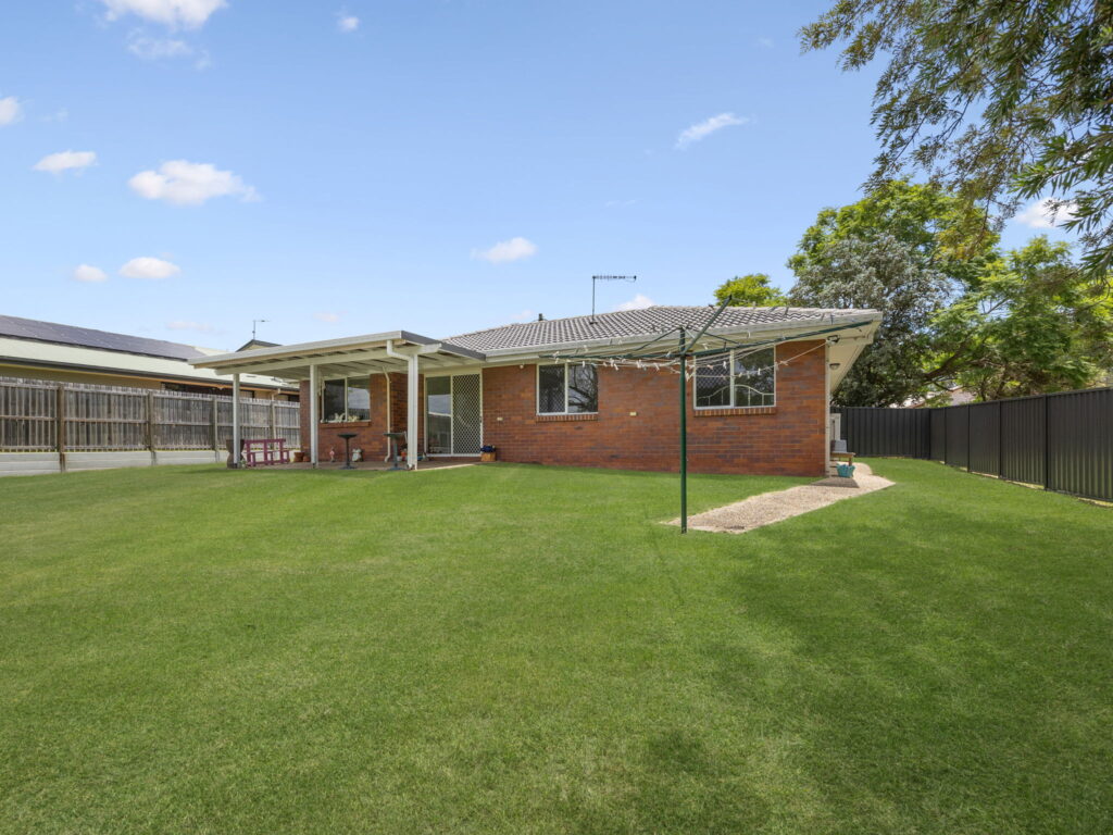 House-R2-4877666