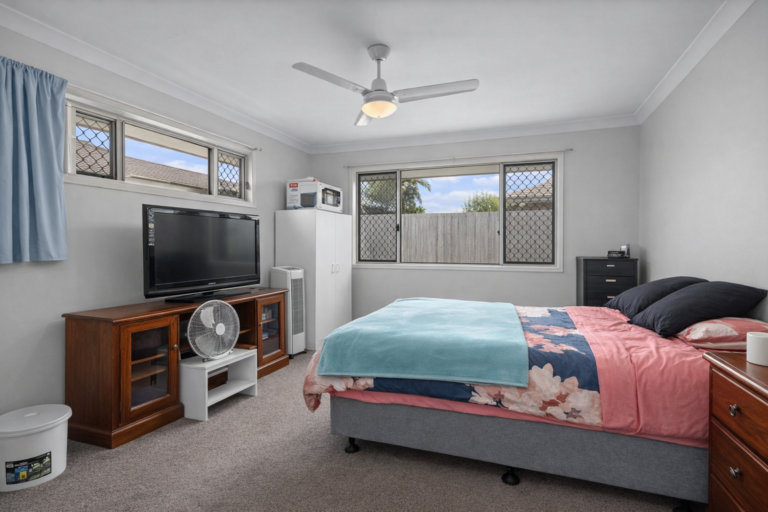 House-R2-4877869