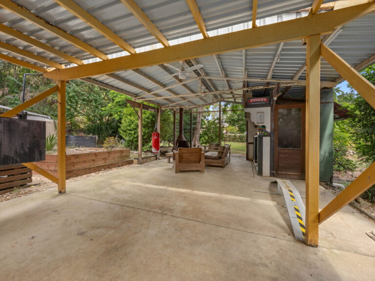 House-R2-4878069