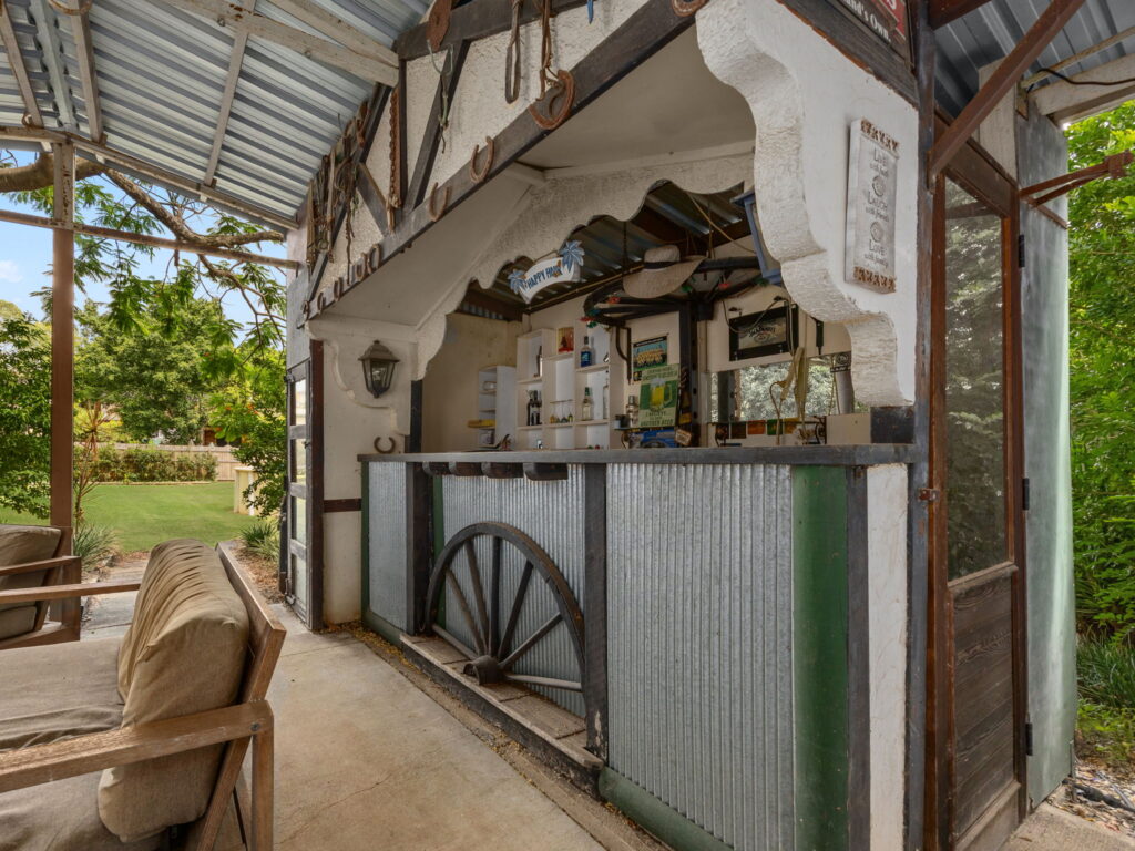 House-R2-4878069