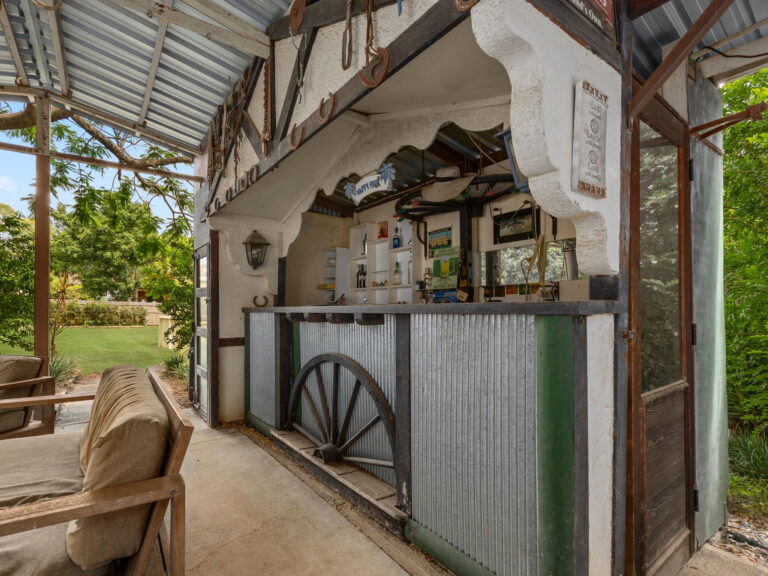 House-R2-4878069