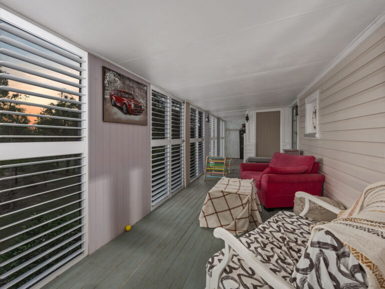House-R2-4878853