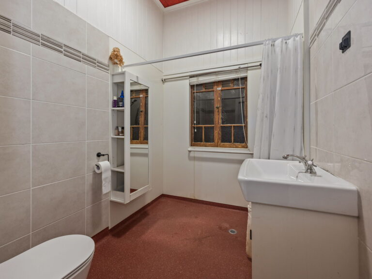 House-R2-4878853