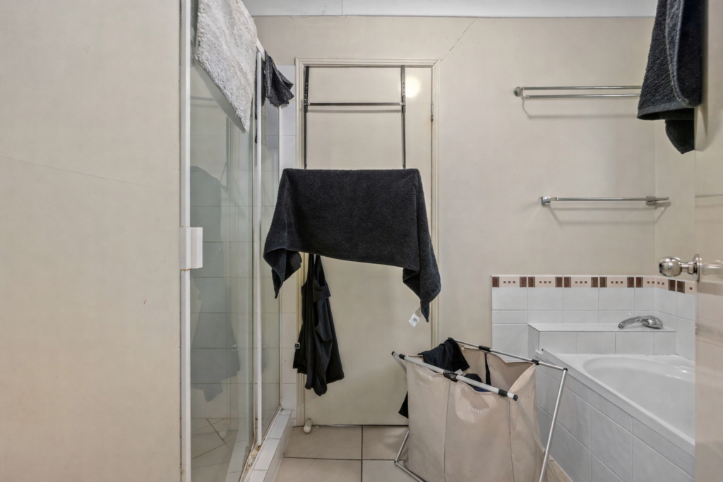 3 Shiralee Court, Raceview, QLD 4305
