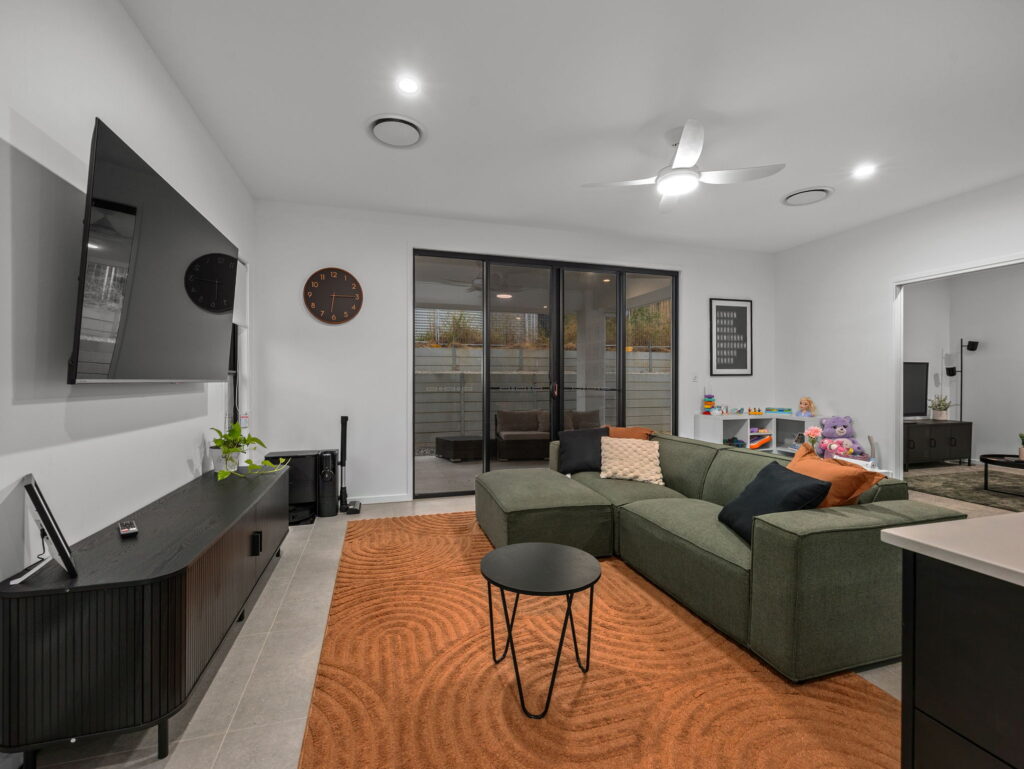 89 Blossom Circuit, Deebing Heights, QLD 4306