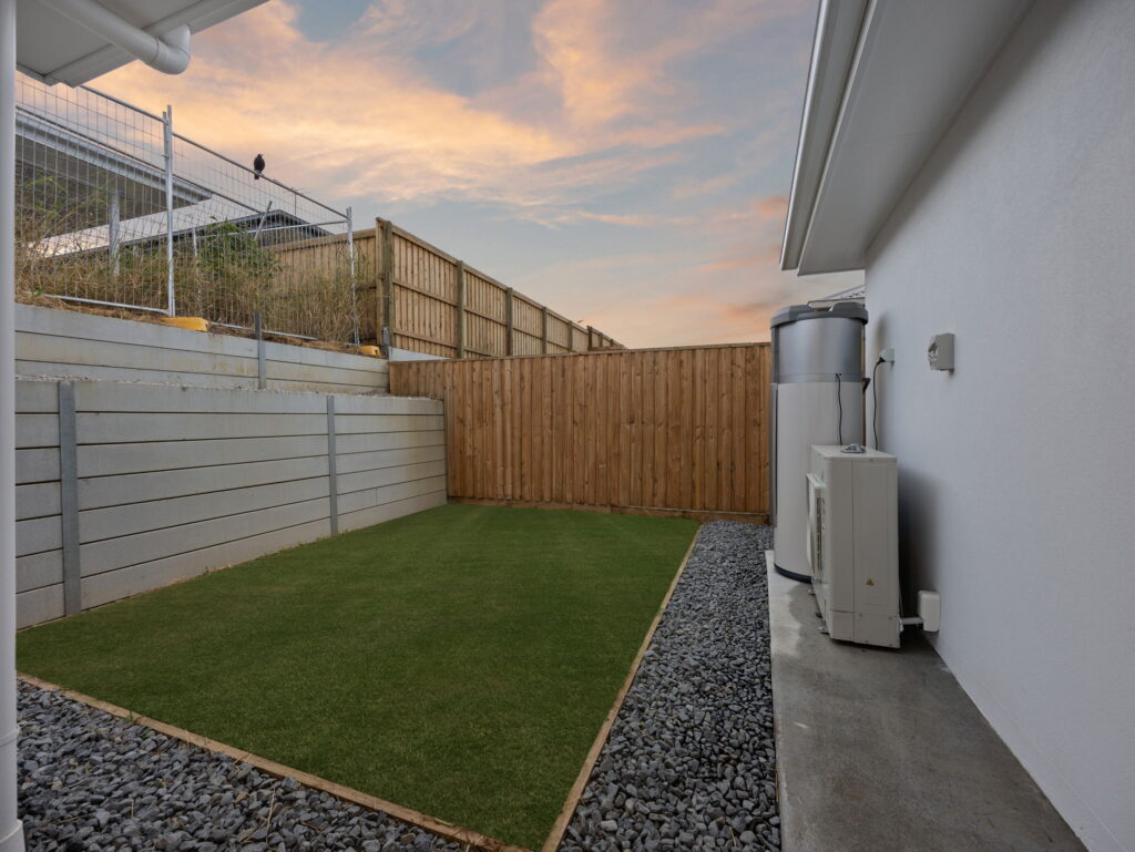 89 Blossom Circuit, Deebing Heights, QLD 4306