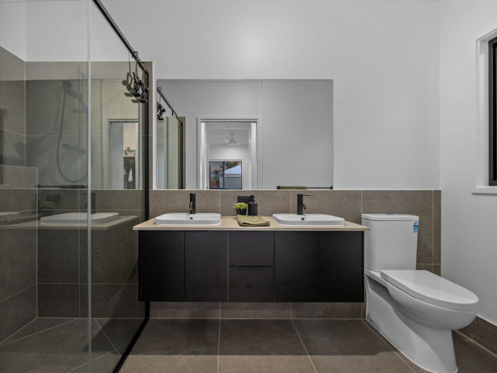 89 Blossom Circuit, Deebing Heights, QLD 4306