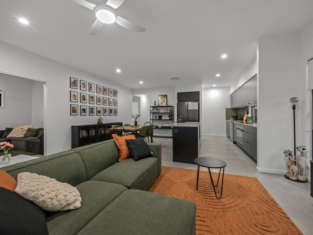 89 Blossom Circuit, Deebing Heights, QLD 4306