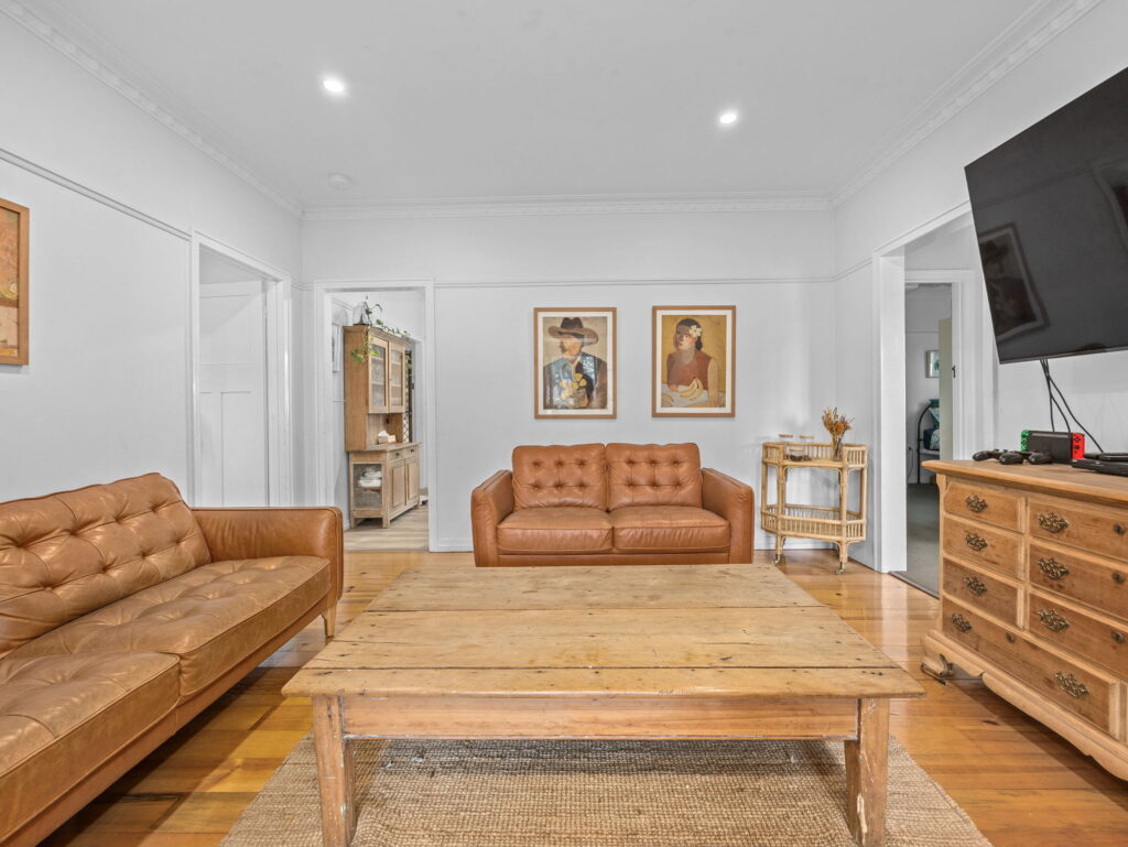 52 Albert Street, North Ipswich, QLD 4305