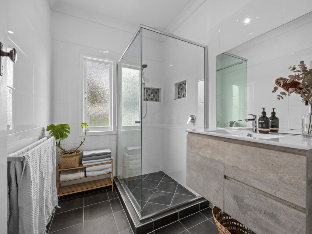 52 Albert Street, North Ipswich, QLD 4305