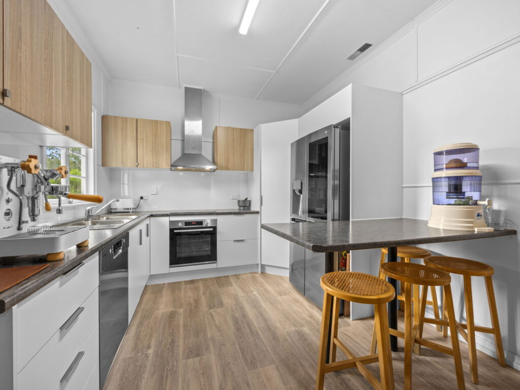 52 Albert Street, North Ipswich, QLD 4305