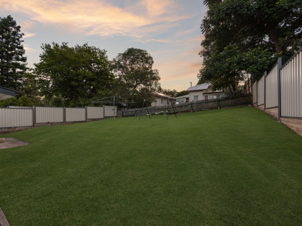 12 Fitzgerald Street, North Ipswich, QLD 4305