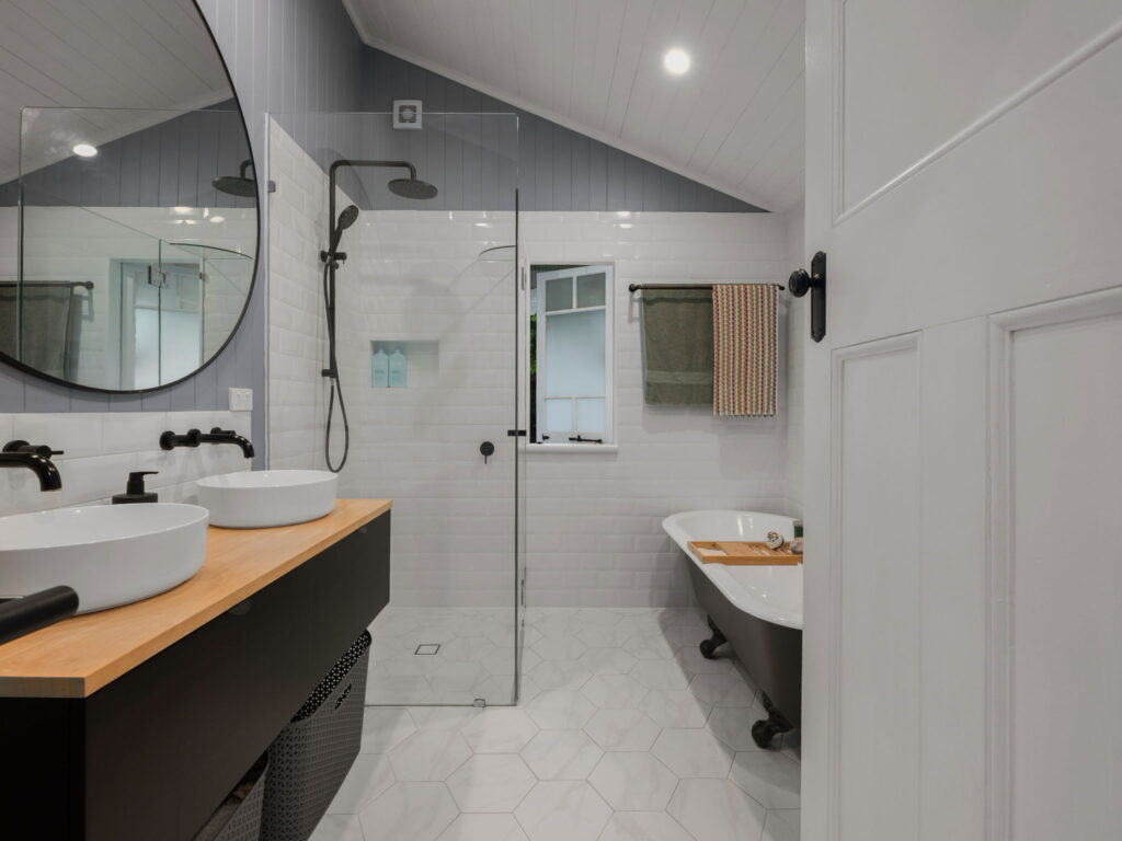 2 Sloman Street, Booval, QLD 4304