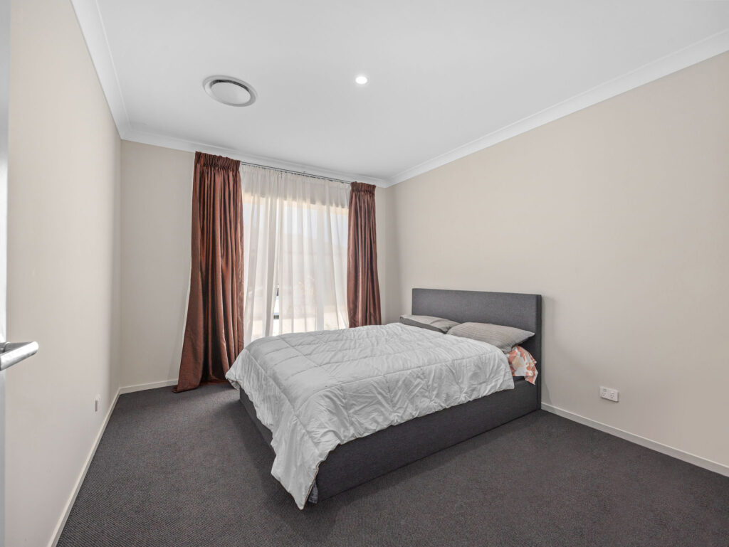 24 Jolly Mews, Ripley QLD 4306