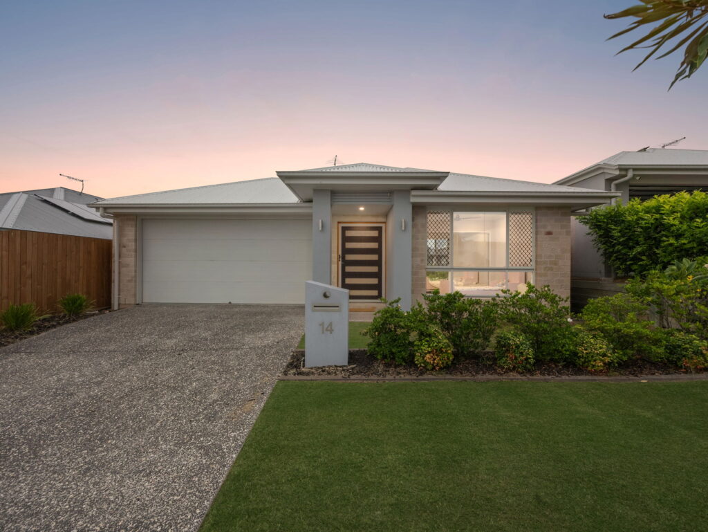 14 Bearsden Street, Spring Mountain QLD 4300