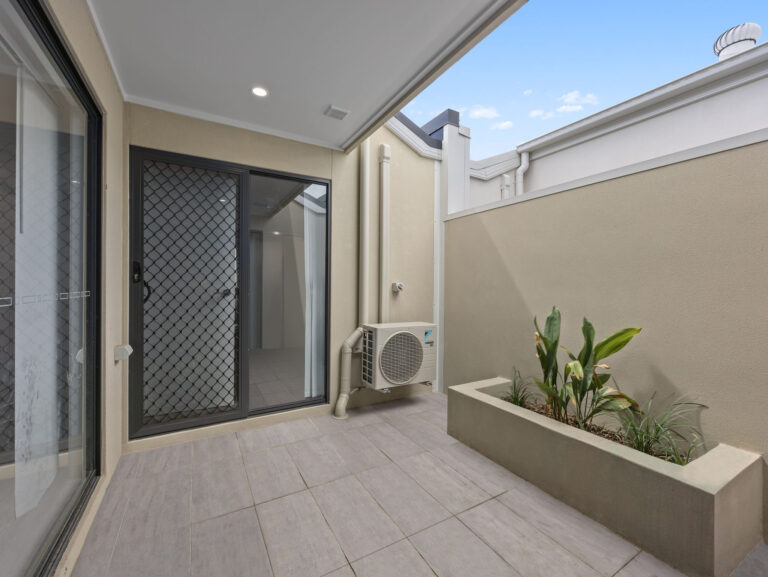 14 Copperpod Lane, Ripley, QLD 4306