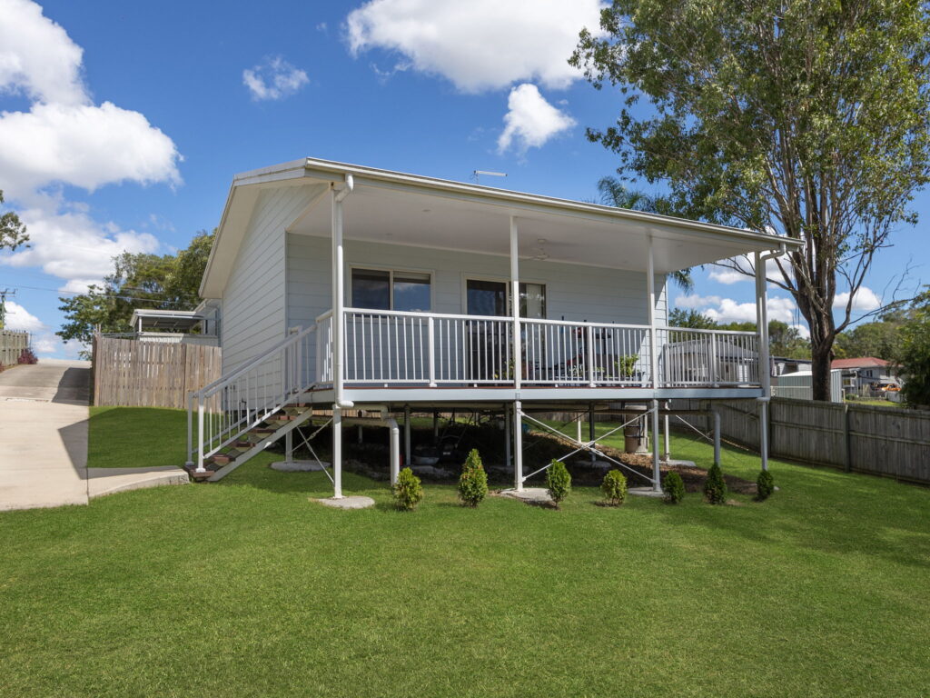 6 William Street, Blackstone, QLD 4304