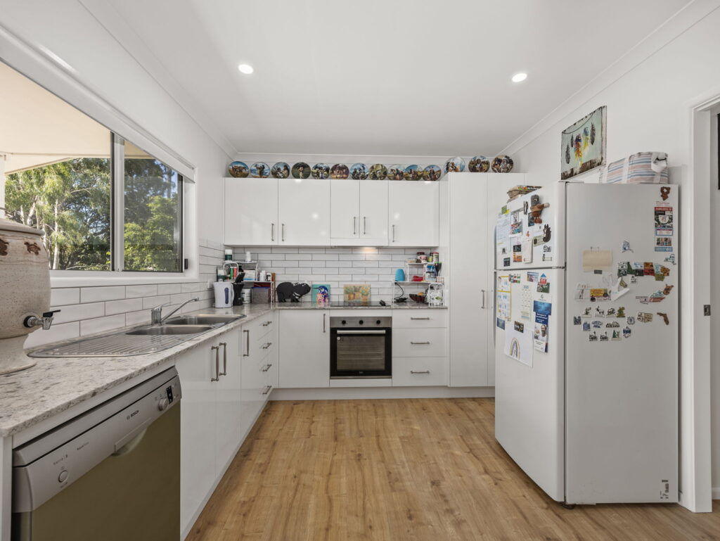 6 William Street, Blackstone, QLD 4304