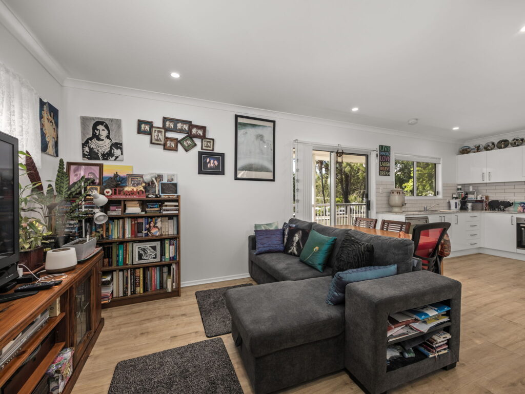 6 William Street, Blackstone, QLD 4304