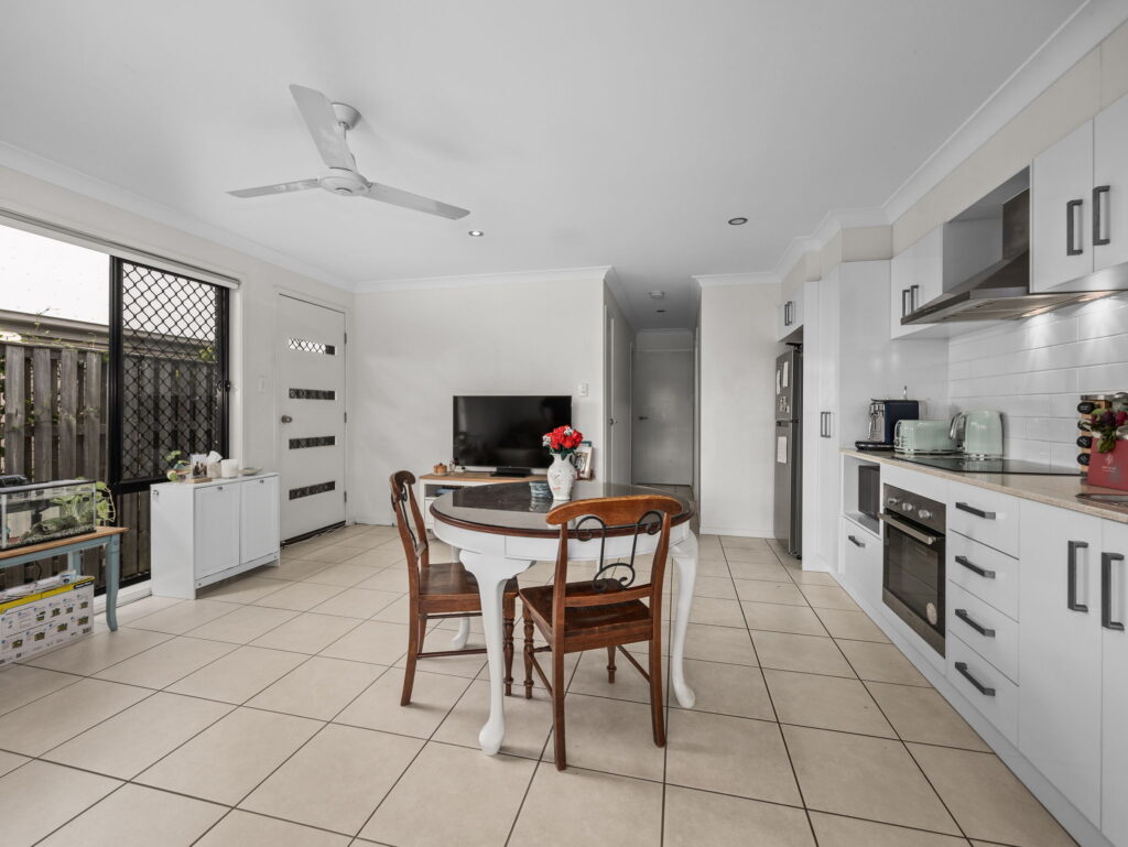 1 & 2/29 Inigo Way, Augustine Heights, QLD 4300