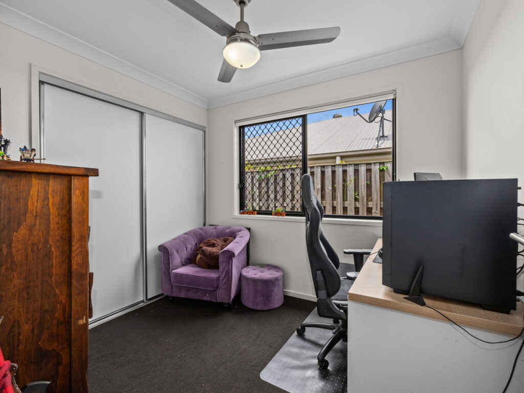 1 & 2/29 Inigo Way, Augustine Heights, QLD 4300